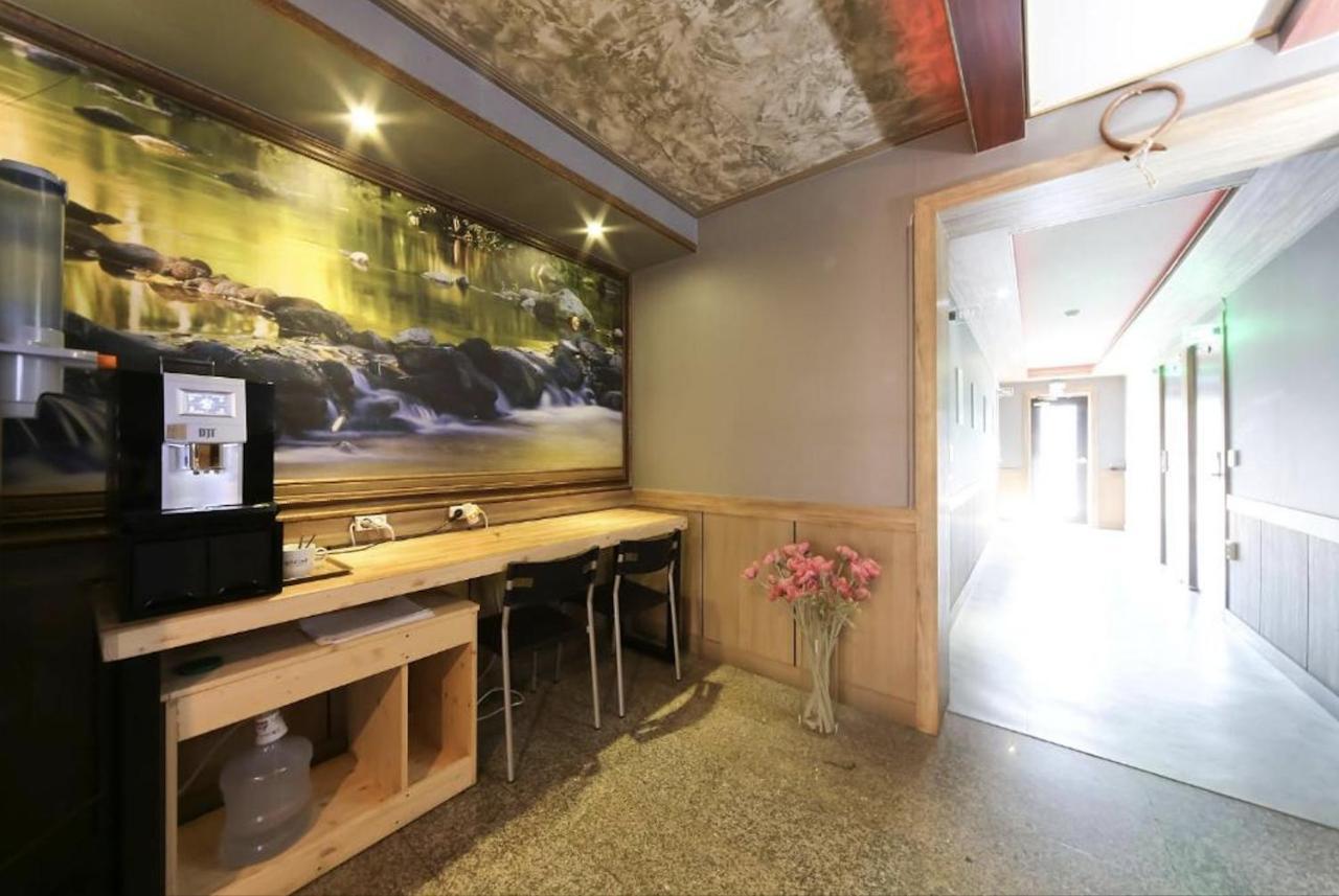 Subiztel Motel Pohang Bagian luar foto